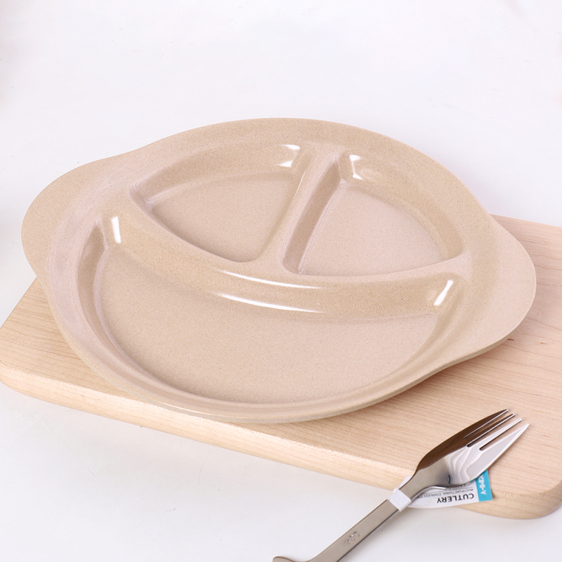 طبق مقسم بوجه مبتسم للأطفال