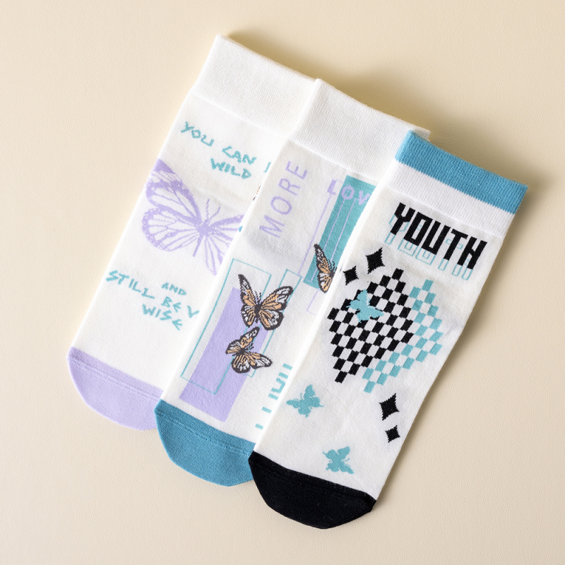 جورب زوجين متوسط الطول بنقشة فراشة طائرة (قطعة واحدة)