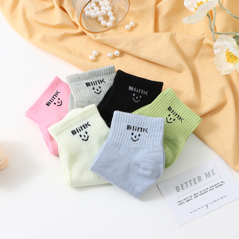 جوارب نسائية قصيرة بلون سادة (زوجان)