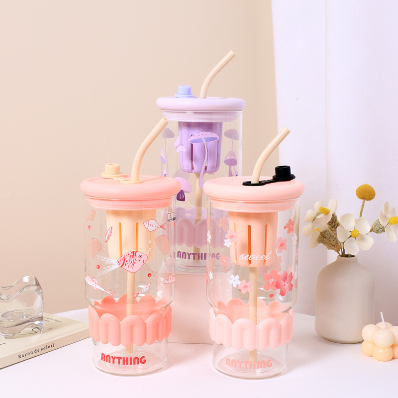 كوب زجاجي إبداعي كبير