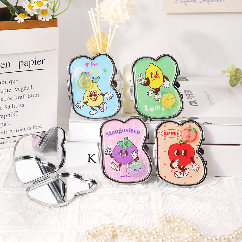 مرآة محمولة بإكسسوارات إيبوكسي بشكل فواكه مضحكة