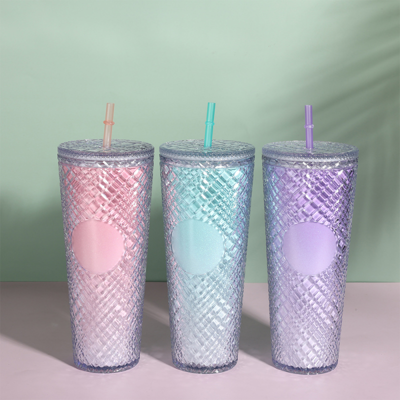 كوب بلاستيك بطبقتين بتصميم ماسي