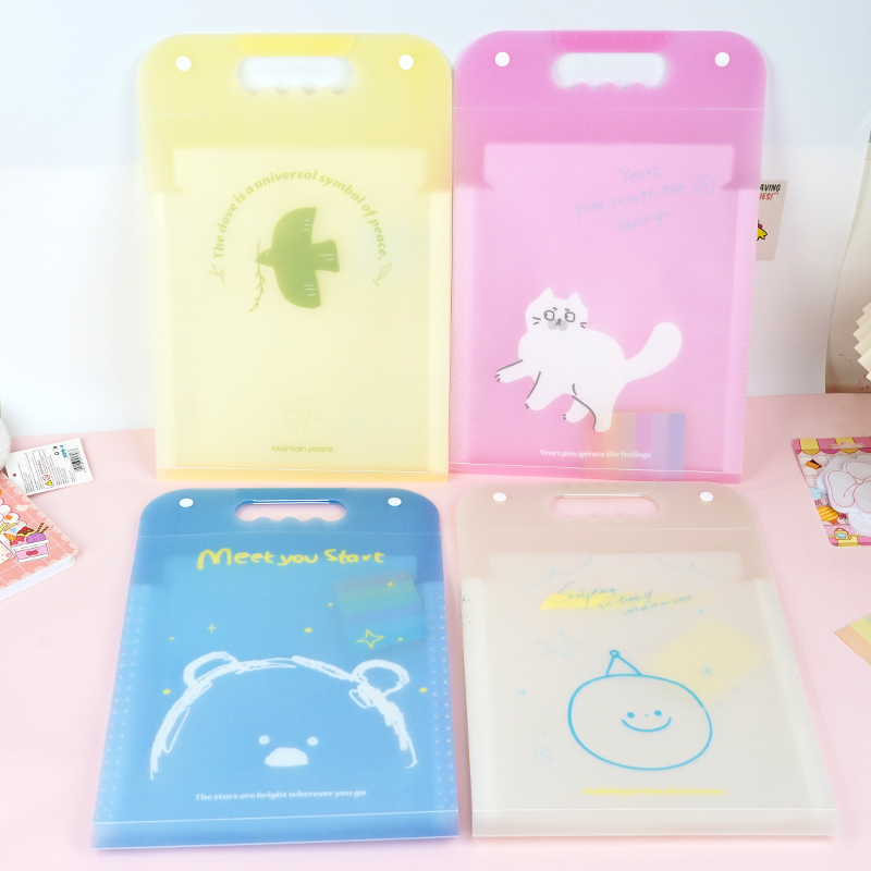 مجلد ملفات بتصميم لوحة تجريدية مع 13 جيب