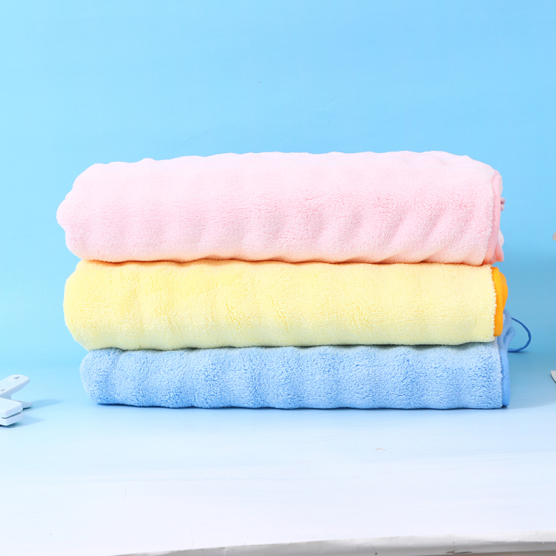 منشفة استحمام من القطيفة المرجانية الفاخرة