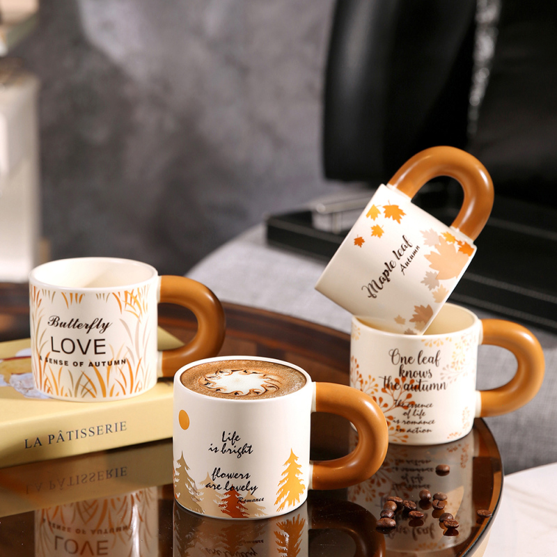 كوب سيراميك خريف رومانسي