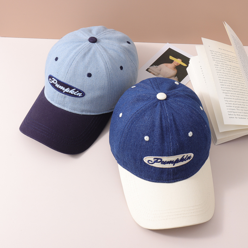 قبعة بيسبول عصرية بألوان الدنيم المتناسقة