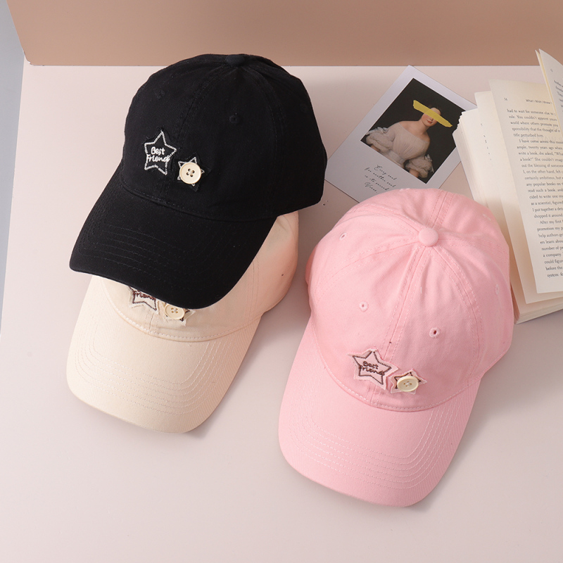 قبعة بيسبول مطرزة بزر نجمة خماسية