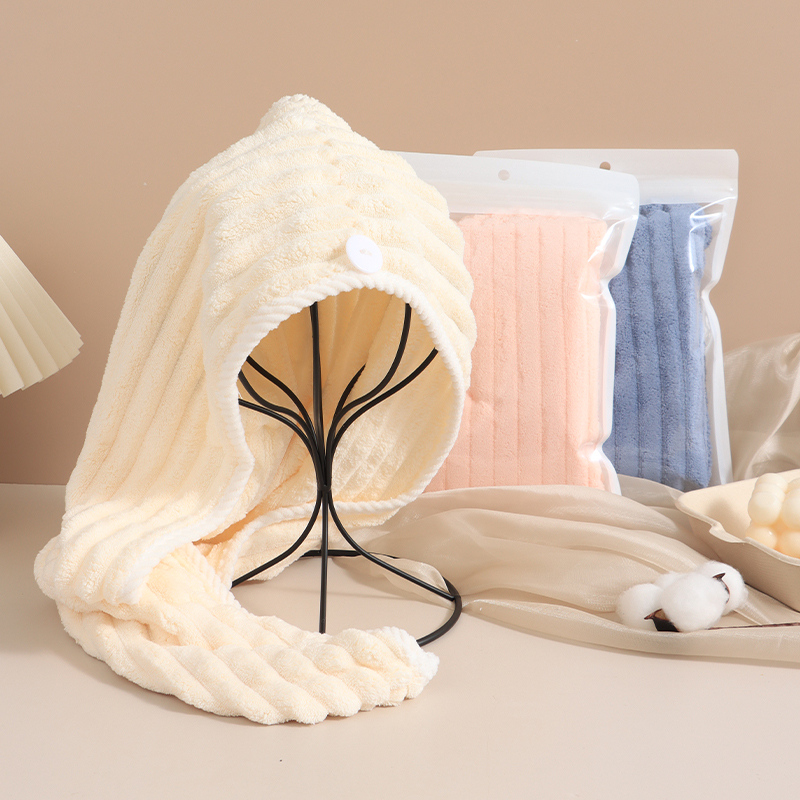 قبعة تجفيف الشعر مثلثة مخططة