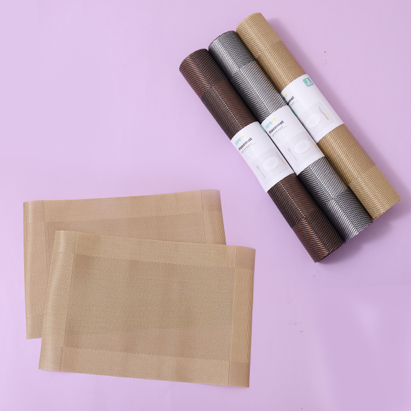 حصيرة طاولة بسيطة / قطعتان في اللفة