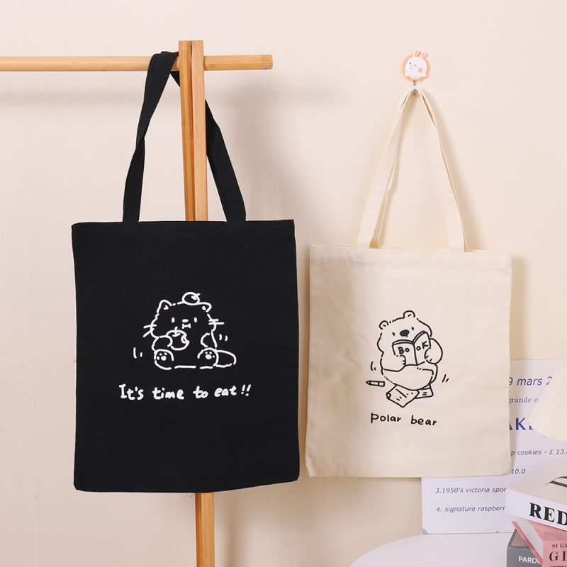 حقيبة كانفاس برسمة قطة بسيطة