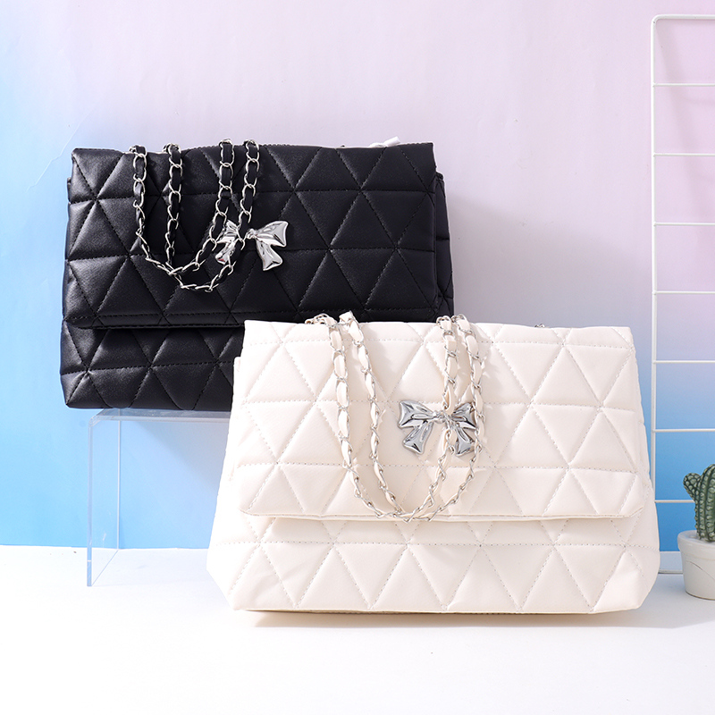 حقيبة كتف واسعة بسعة كبيرة مع فيونكة أنيقة