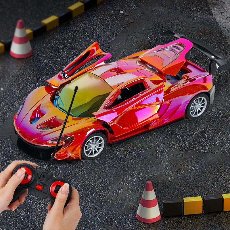 سيارة سباق بتحكم عن بعد بفتح الباب تلقائيًا لون أحمر