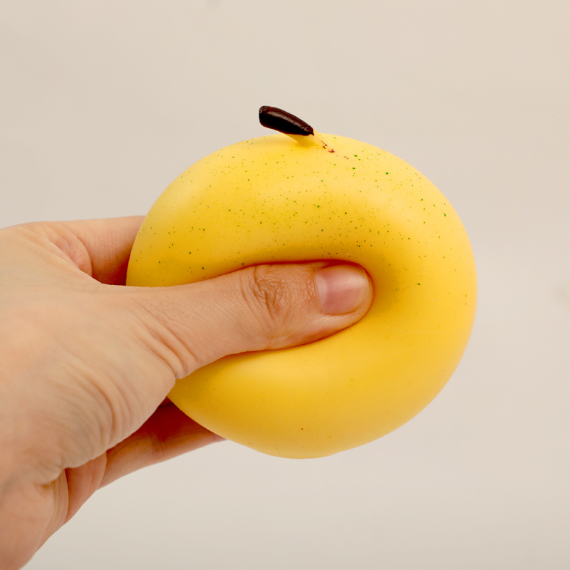 لعبة ضغط تخفيف التوتر كمثرى ثلجية (أصفر) 3 قطع