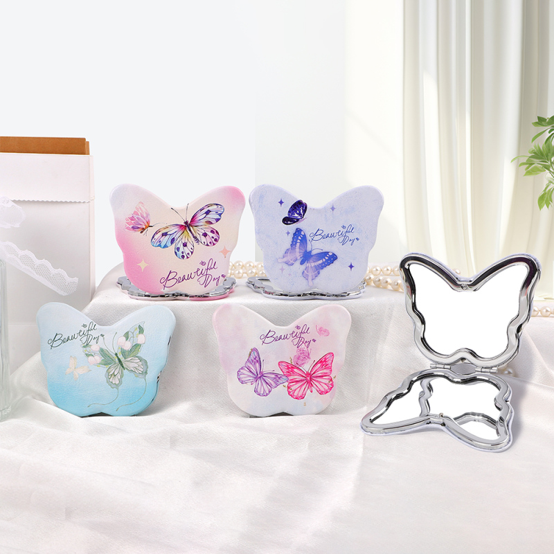 مرآة محمولة بشكل فراشة أنيقة