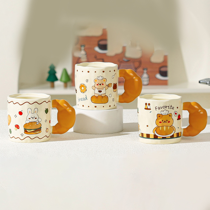 كوب سيراميك خبز كرتوني من سلسلة المخبوزات