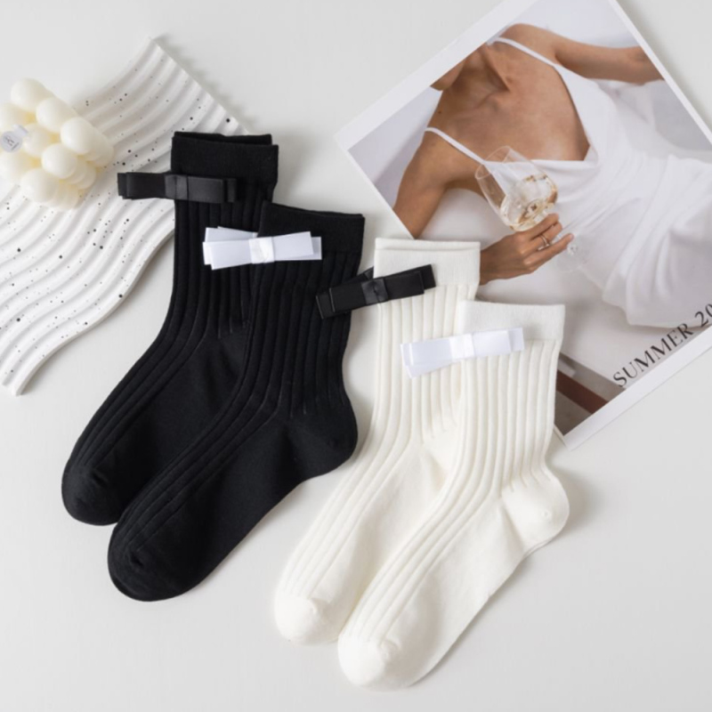 جورب نسائي متوسط الطول بعقدة أنثوية (قطعة واحدة)