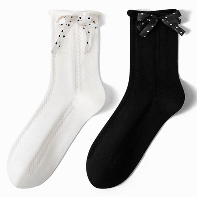 جورب نسائي متوسط الطول بنقاط بولكا وعقدة (قطعة واحدة)