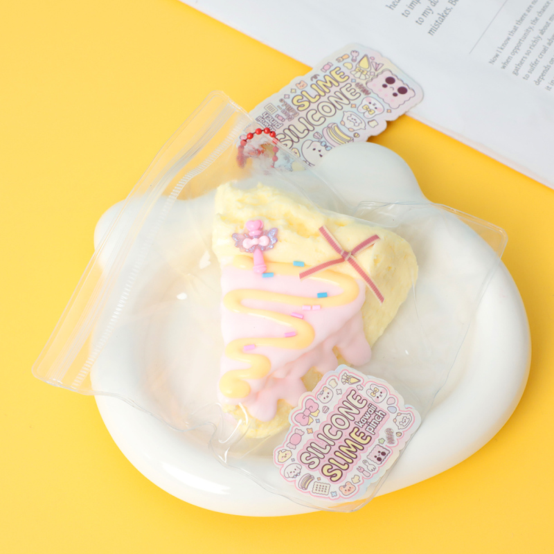 لعبة ضغط سيليكون كعكة بايك الإسبانية بالجبن (أصفر)