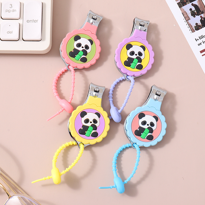 سلسلة مفاتيح مقص أظافر مزدوج الاستخدام شكل زهرة باندا الخيزران