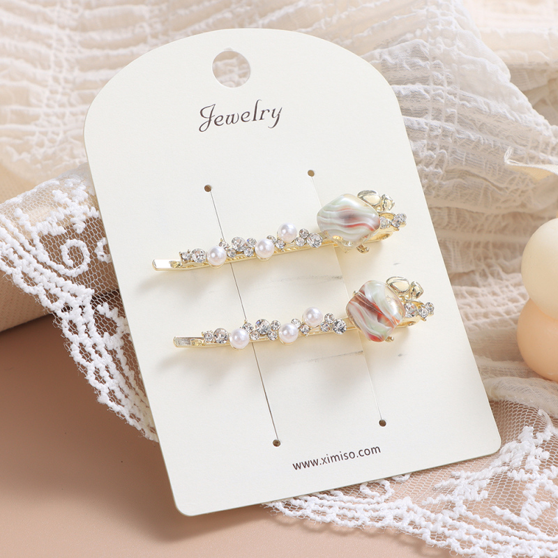 مشابك شعر معدنية عصرية