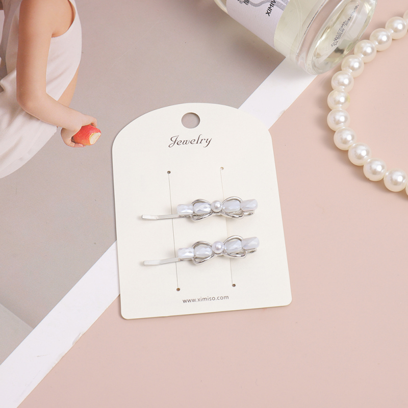 مشابك شعر معدنية عصرية