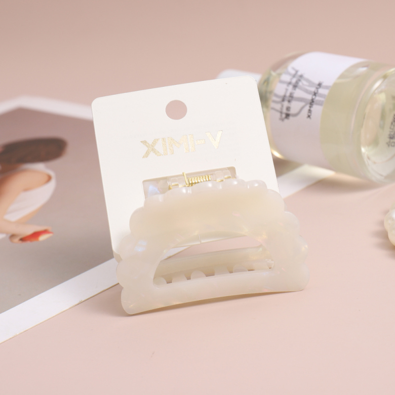 مشابك شعر ترندي رقم 40