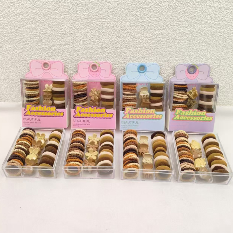 طقم رباط شعر وربطة على شكل فيونكة في علبة مستطيلة
