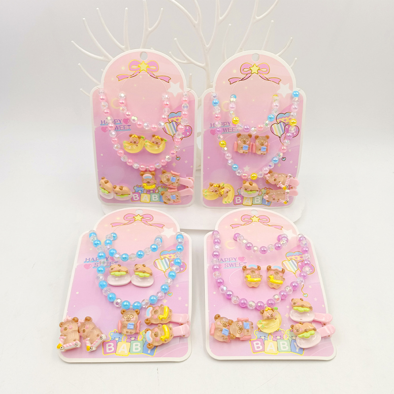 طقم إكسسوارات دب مغمض العينين 5 قطع