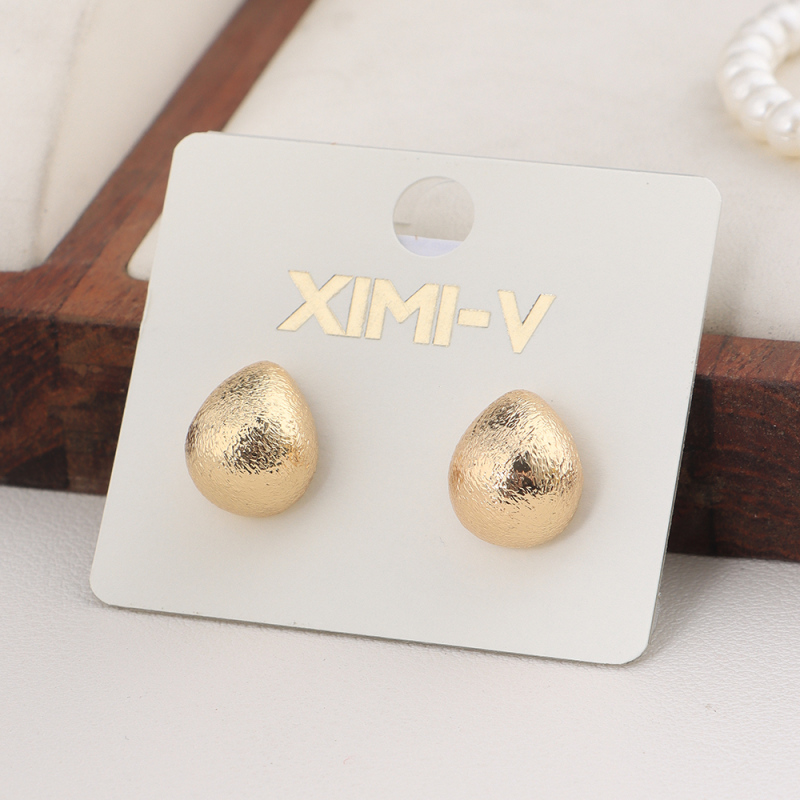 أقراط مسمار إحساس فاخر عصري رقم 03