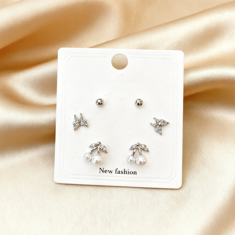 طقم أقراط رقيقة بشكل فراشة 3 أزواج رقم 02