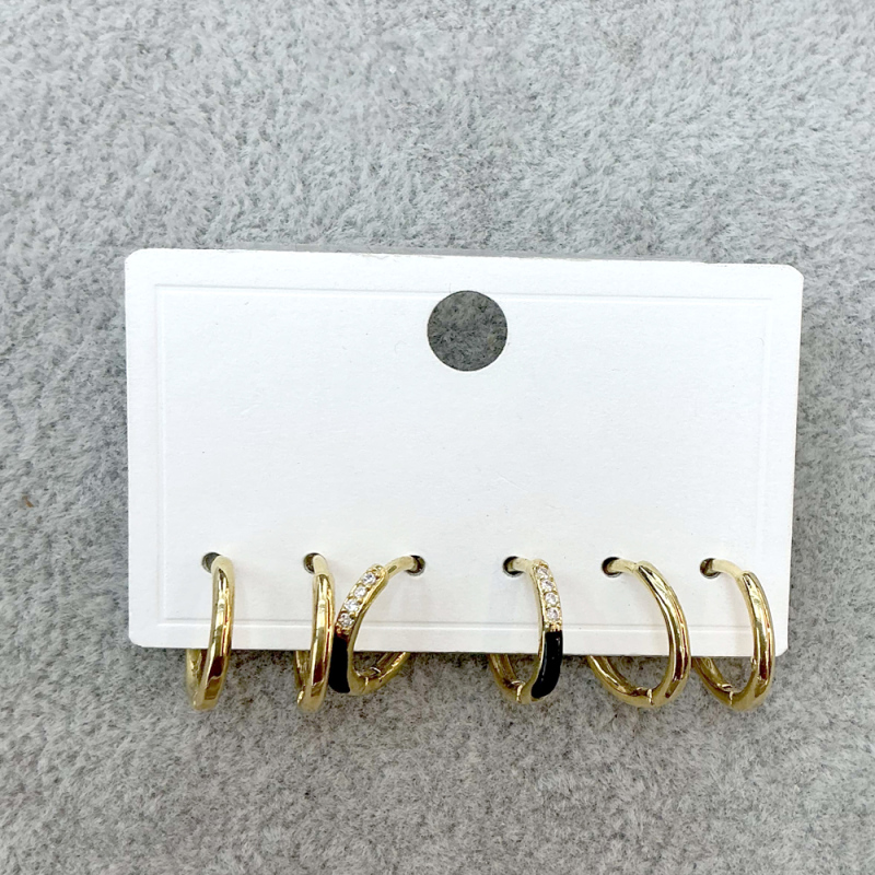 طقم أقراط دائرية ناعمة 3 أزواج رقم 01