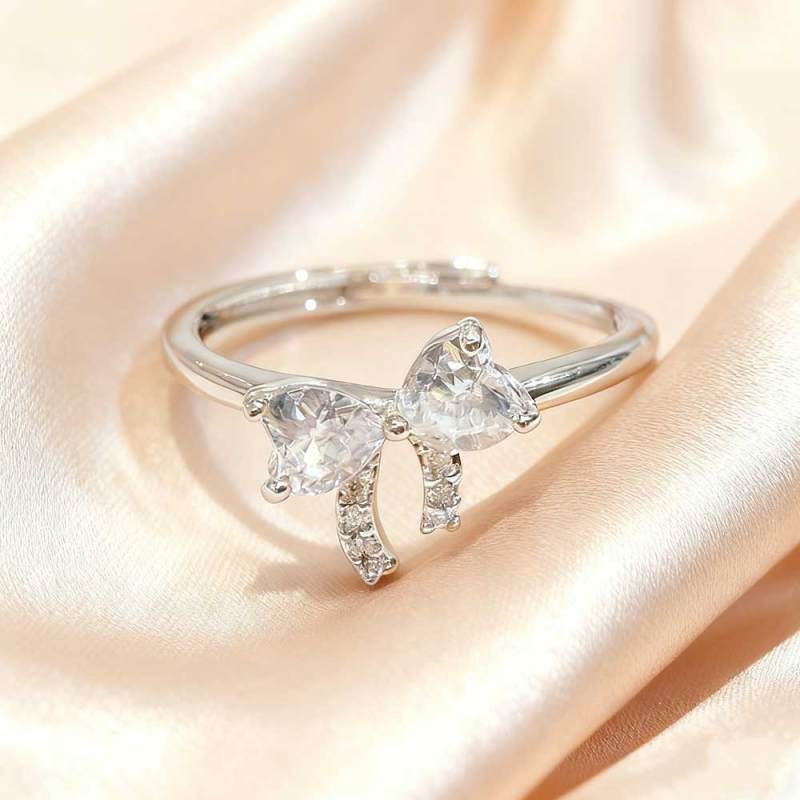 خاتم مفتوح بعقدة أنيقة