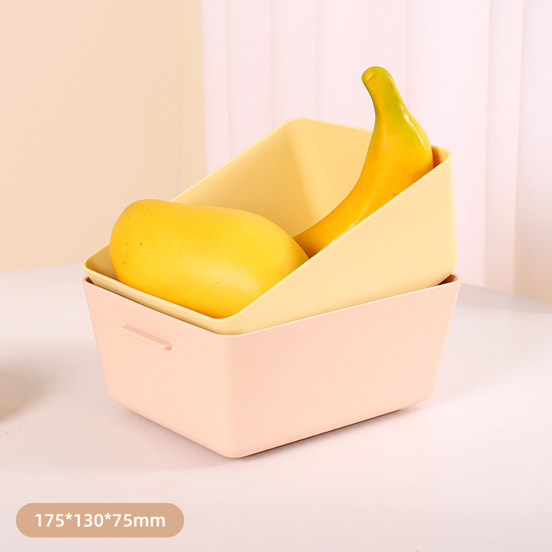 سلة تصفية صغيرة للفواكه والخضروات