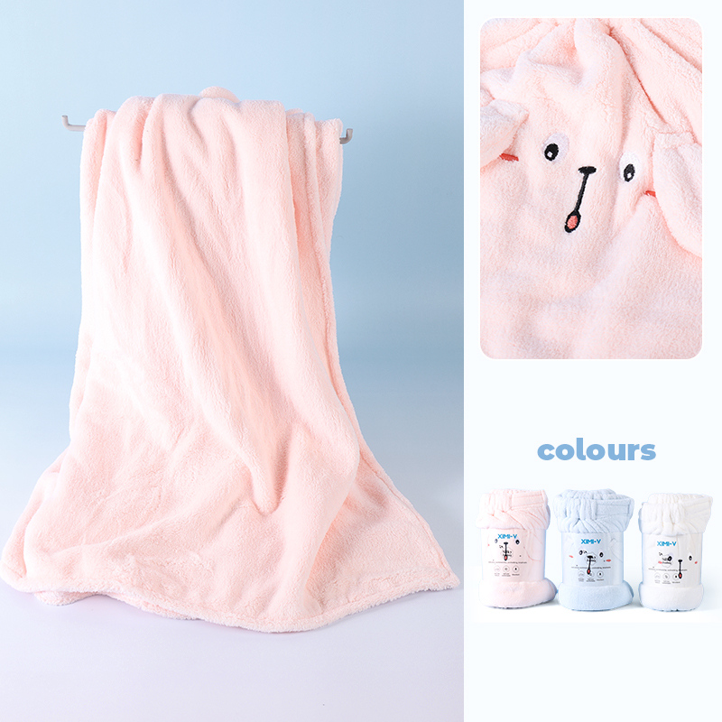 رداء استحمام مطرّز بأرنب فاخر