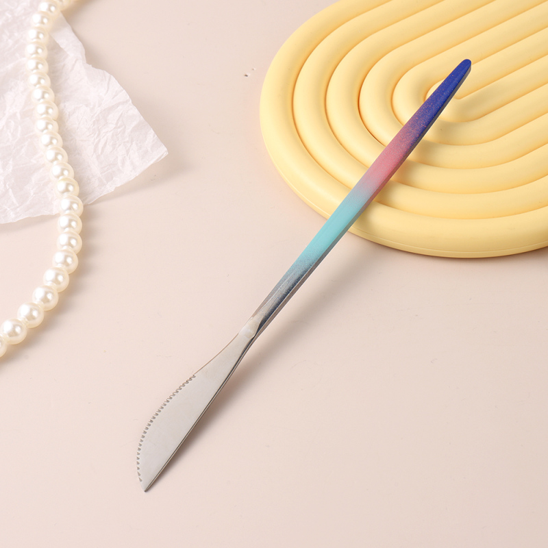 سكين طاولة سلسلة عالم الغموض قطعة واحدة (ملون)