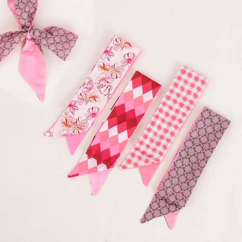 عصابة رأس وردية متطابقة