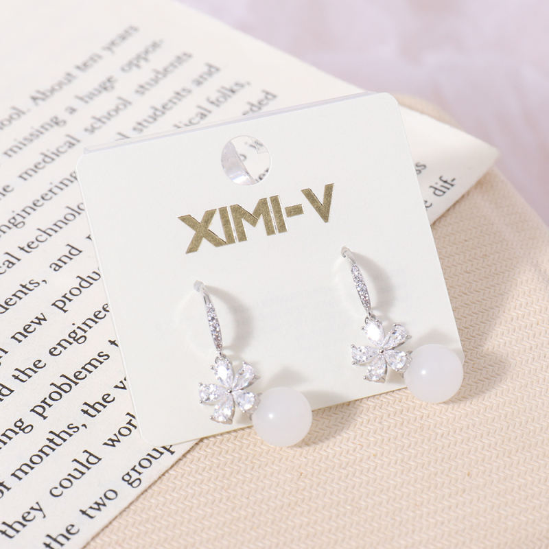 أقراط متوسطة تناسب جميع الإطلالات رقم 18