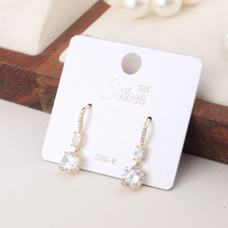 أقراط متوسطة تناسب جميع الإطلالات رقم 49